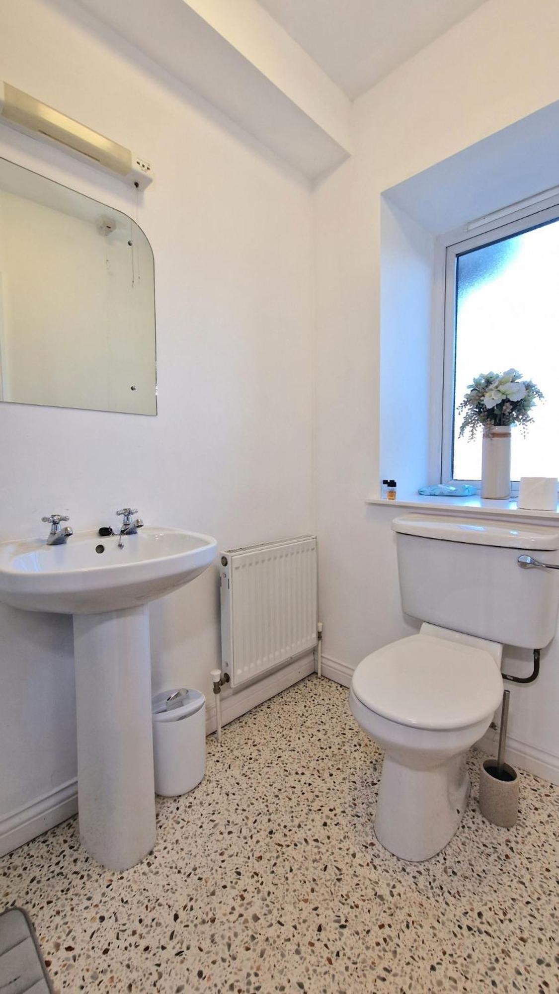 Cosy 3 Bedroom All Ensuites Galway Exteriör bild